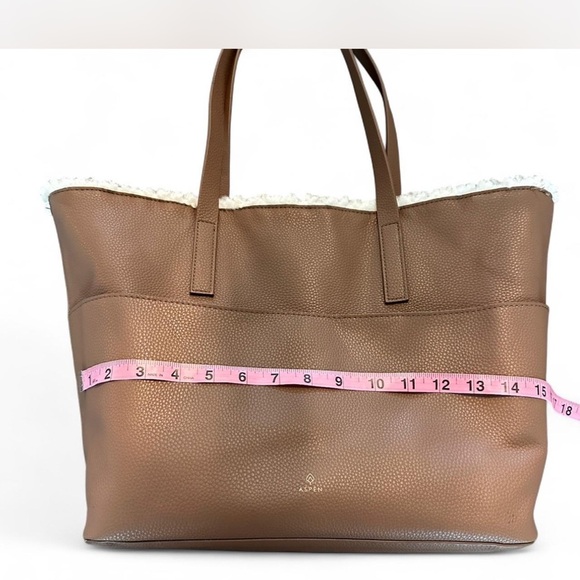 Aspen Brown Tote Bag - Picture 5 of 6